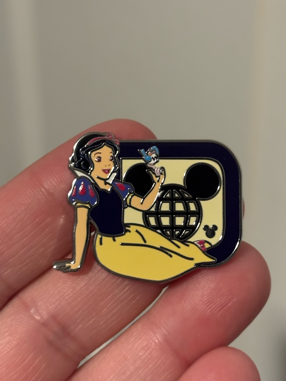 Disney - WDW Wave B 2025 Snow White Hidden Disney Pin